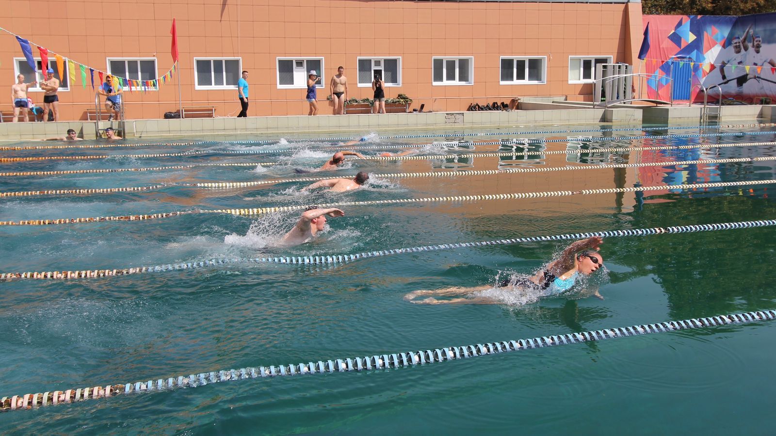 На базе ЦСКА/Ростова-на-Дону  прошел открытый чемпионат ЮВО по военно-прикладному плаванию