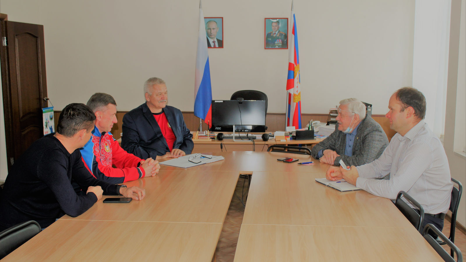 Начальник филиала ЦСКА/Смоленск Виктор Лалетин принял участие в заседании организационного комитета по проведению Спартакиады Сухопутных войск по мини-футболу