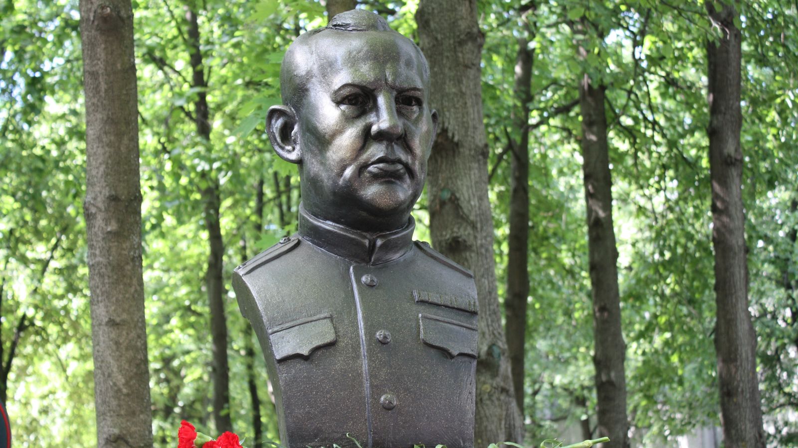 В Москве увековечили имя 12-кратного чемпиона СССР по мотогонкам полковника Прокопия Соколова