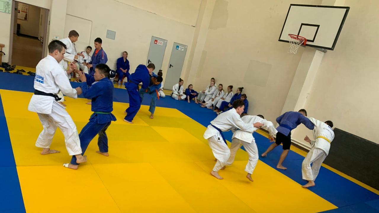 На горной вершине – к вершинам дзюдо. Дзюдоисты спортивных школ ЦСКА/Самара продолжают тренировочные сборы