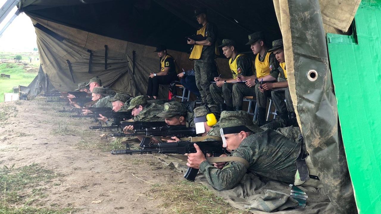 На базе СЦ (г. Чита) филиала ЦСКА/Хабаровск прошел чемпионат ВВО по офицерскому троеборью