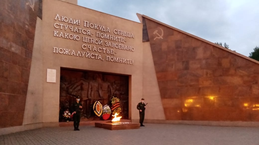 Сотрудники СКА г. Смоленск присоединились к акции «Свеча памяти» посвященной Дню памяти и скорби