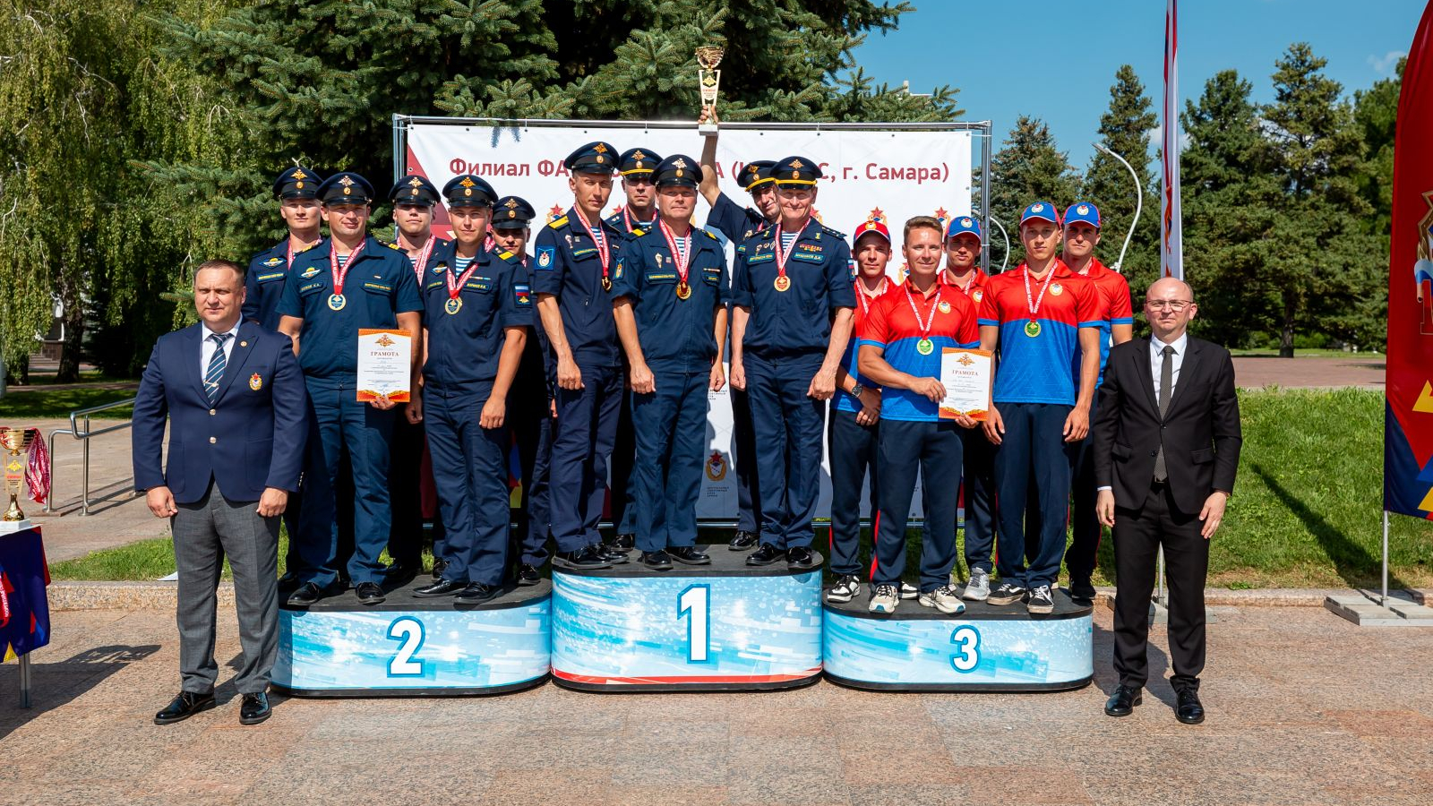 В Самаре подвели итоги чемпионата Вооружённых Сил России по парашютному спорту