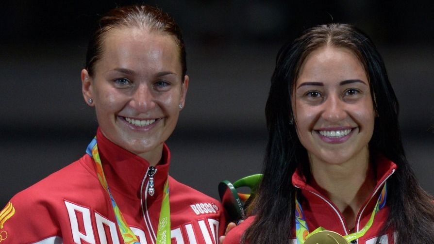 Саблистки ЦСКА Яна Егорян и Софья Великая возглавят сборную России в матчевой встрече с командой Франции в Санкт-Петербурге