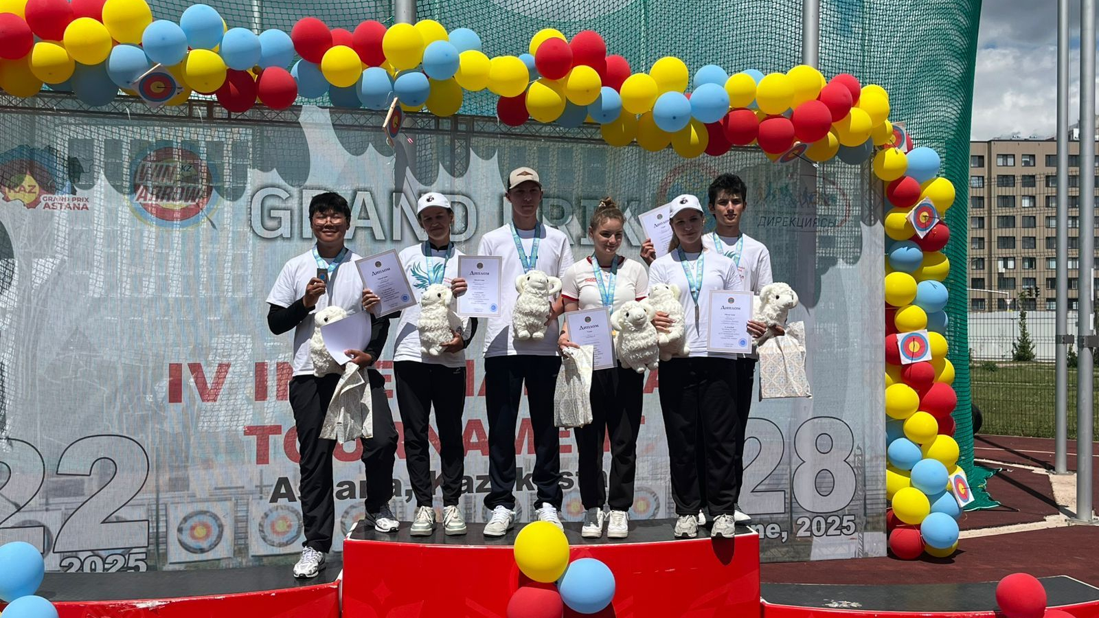 Лучники ЦСКА завоевали медали на международном Grand Prix Astana