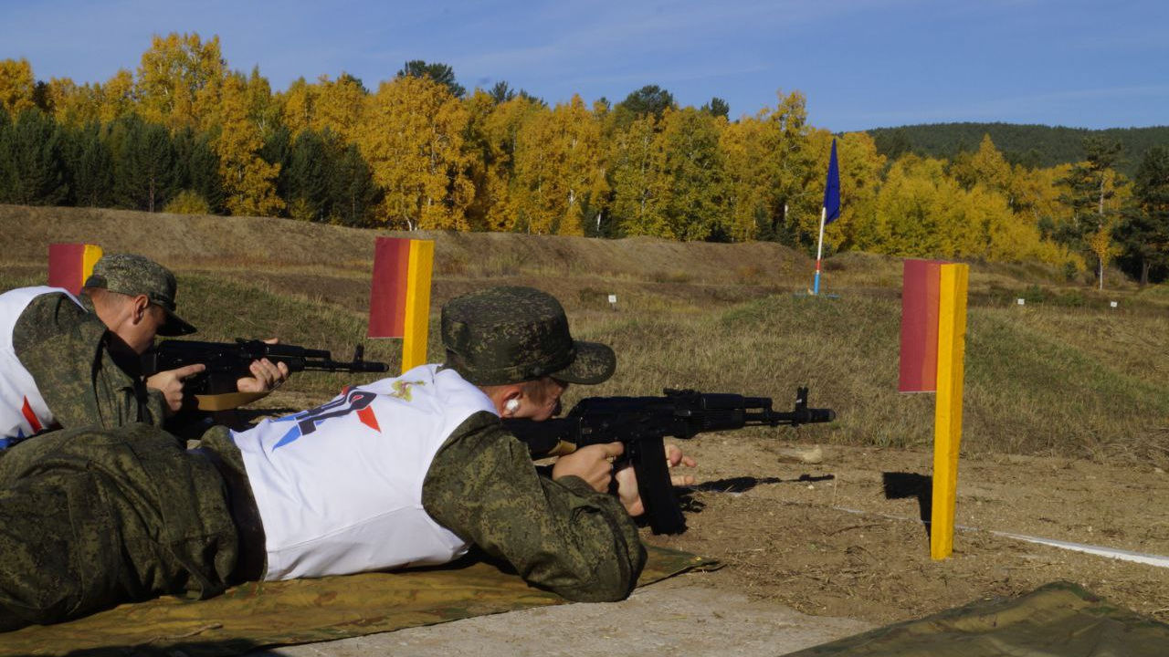 В первый день чемпионата ВС РФ по военному троеборью на базе СЦ (г. Чита) филиала ЦСКА/Хабаровск лидируют команды ВКС и ВВО