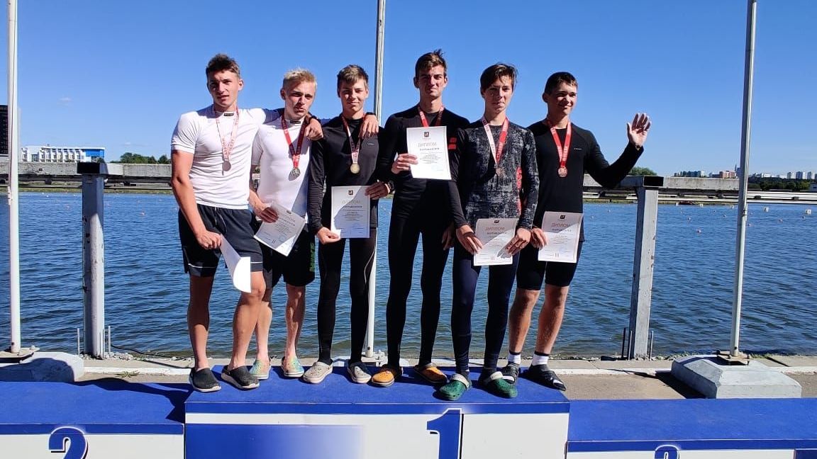 Гребцы СШОР ЦСКА штурмуют новые спортивные разряды