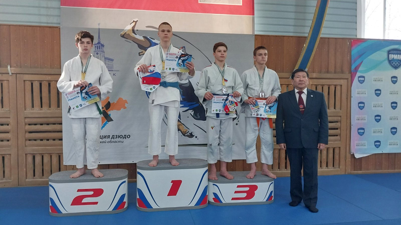 На открытом областном турнире дзюдоисты СШ (ОРК) СЦ (г. Чита) филиала ЦСКА/Хабаровск завоевали «золото» и «бронзу»