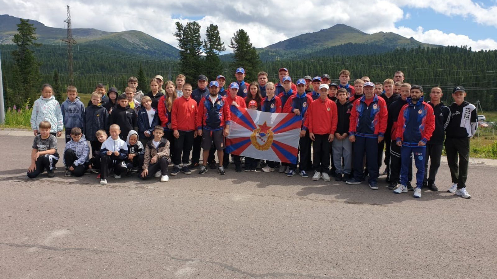 Кикбоксеры спортивной школы «ЦСКА-Хакасия» проходят учебно-тренировочный сбор