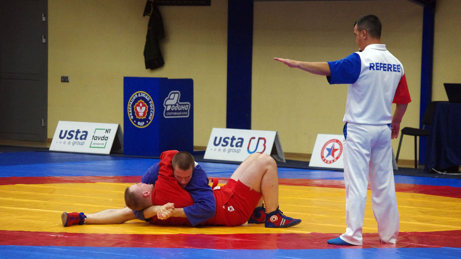 В Екатеринбурге прошел чемпионат Вооруженных Сил РФ по самбо