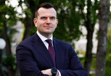 С днем рождения, Александр Петрович!