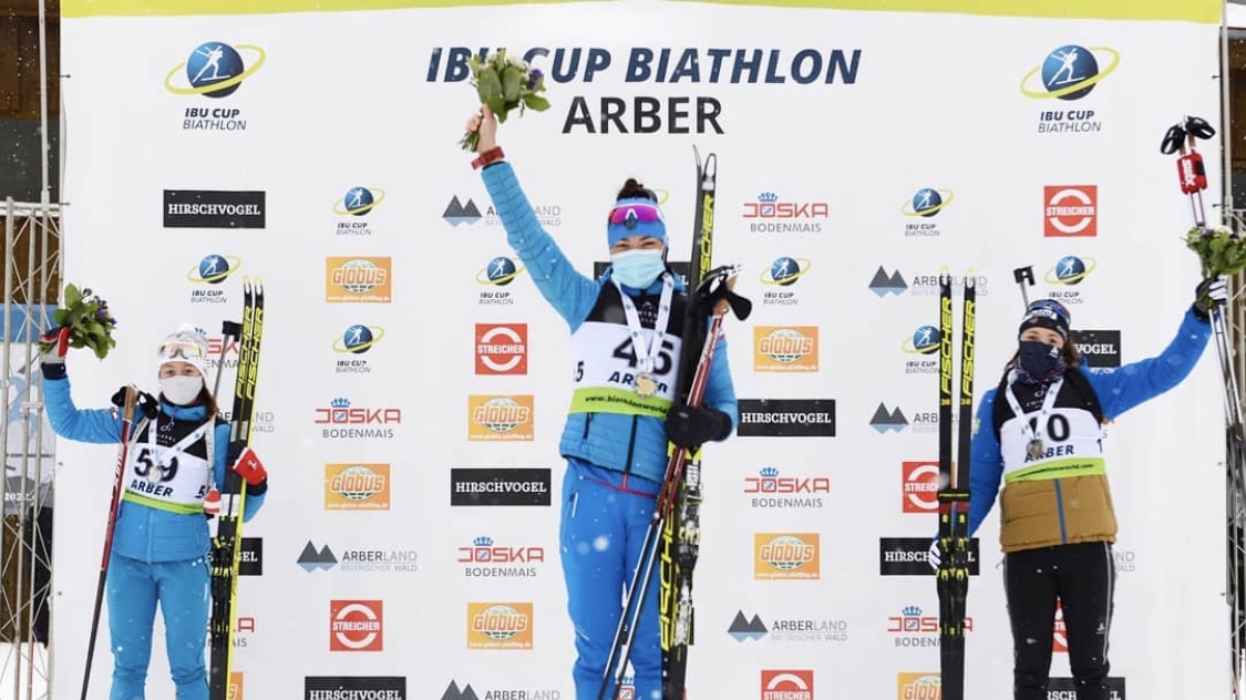 Биатлонистки ЦСКА завоевали еще четыре золотые награды на первом этапе Кубка IBU в Арбере