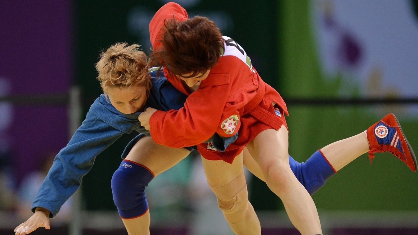 Армейские спортсменки выиграли пять медалей на чемпионате мира по самбо