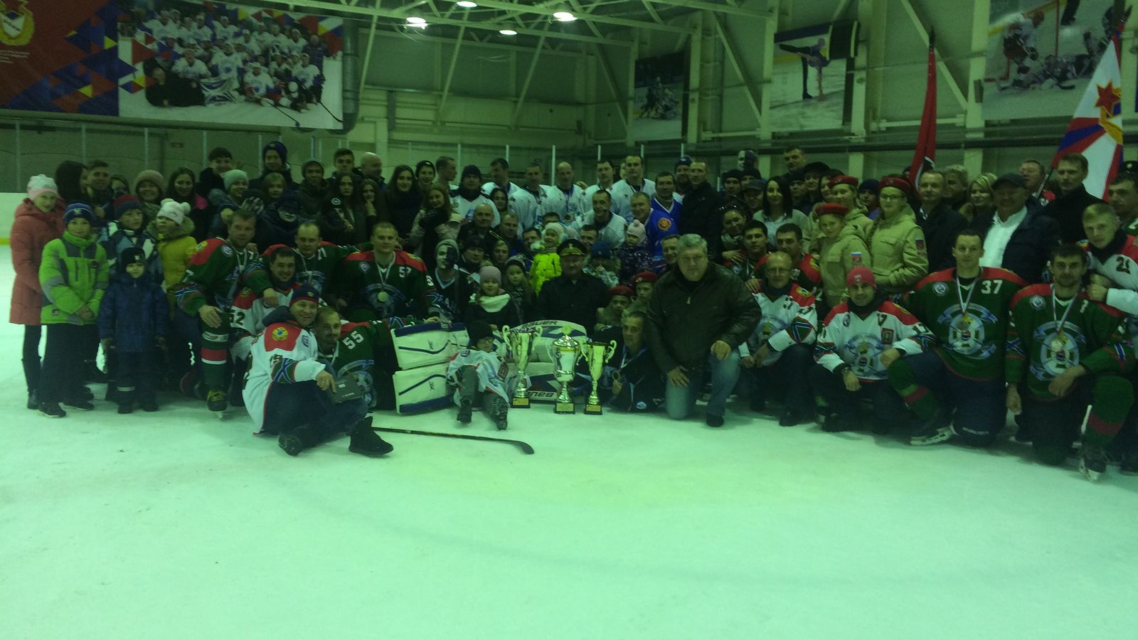 Команда «Океан» победила на Кубке командующего ТОФ по хоккею