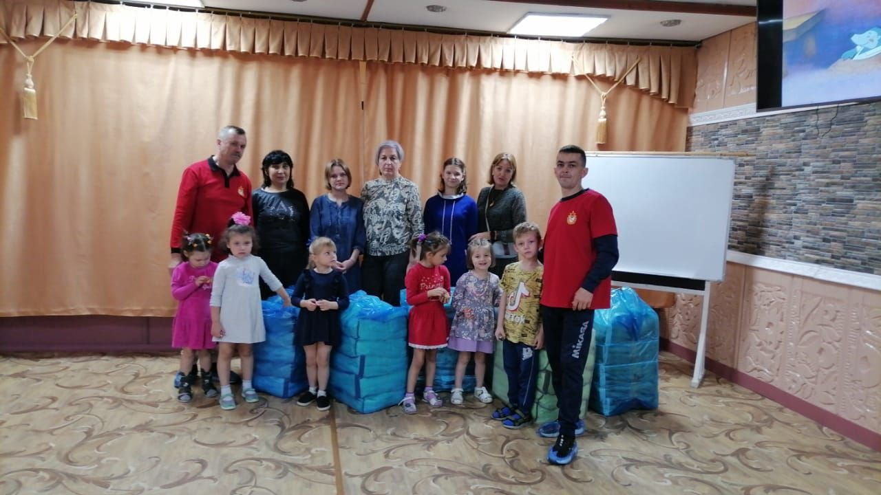 Ростовский филиал ЦСКА передал гумпомощь в социальные учреждения ЛНР и ДНР