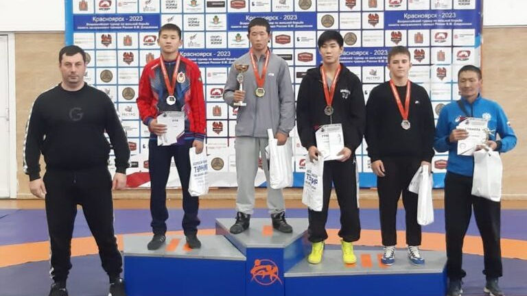 Воспитанник спортшколы г. Кызыл ЦСКА/Самара – призер Всероссийских соревнований по вольной борьбе памяти Заслуженного тренера России В.М. Дзодзикова