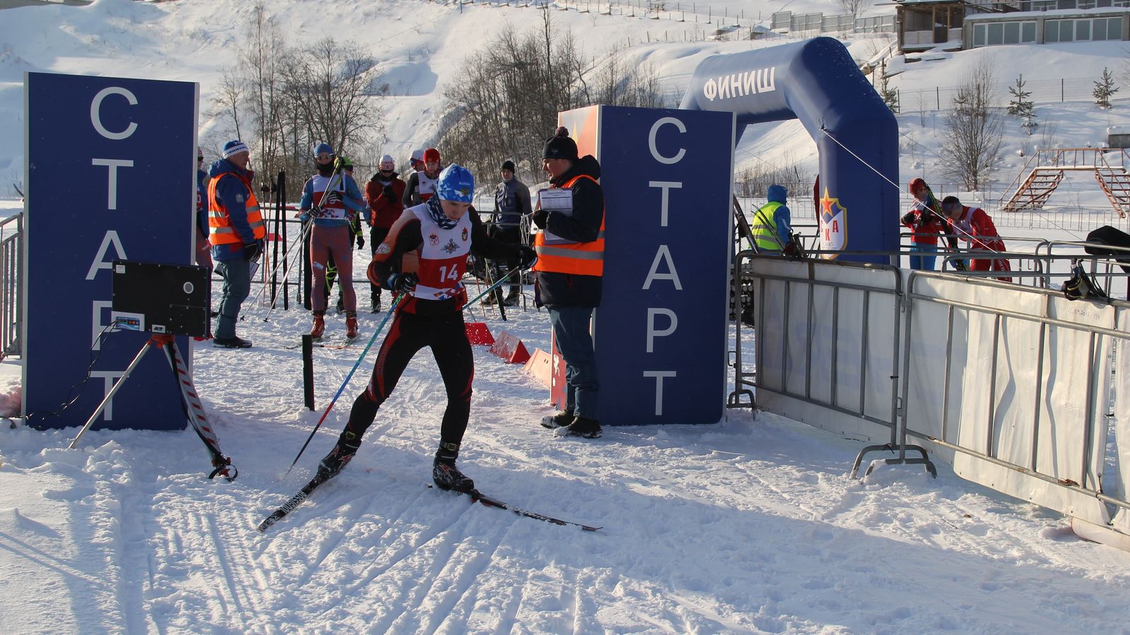 В Ленобласти стартовал чемпионат Вооруженных Сил РФ по лыжным гонкам