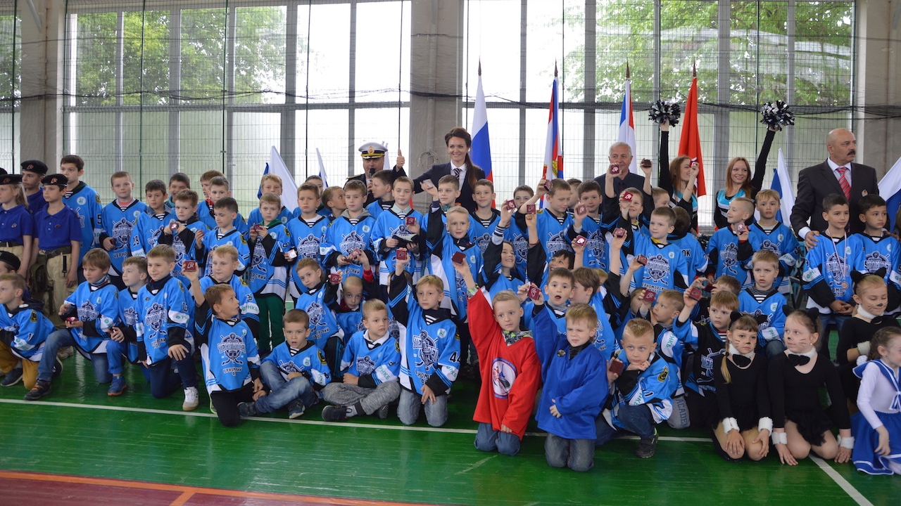 60 юных хоккеистов из секции ЦСКА/Севастополь вступили в ряды «Юнармии»