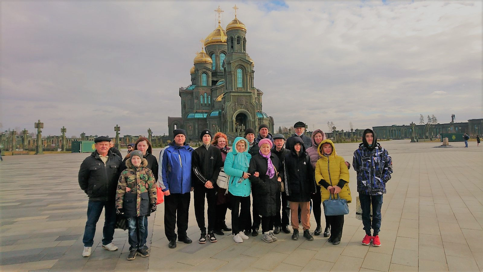Визит в мемориальный комплекс Вооруженных Сил РФ в Подмосковье совершили представители смоленского Совета ветеранов спорта ЦСКА