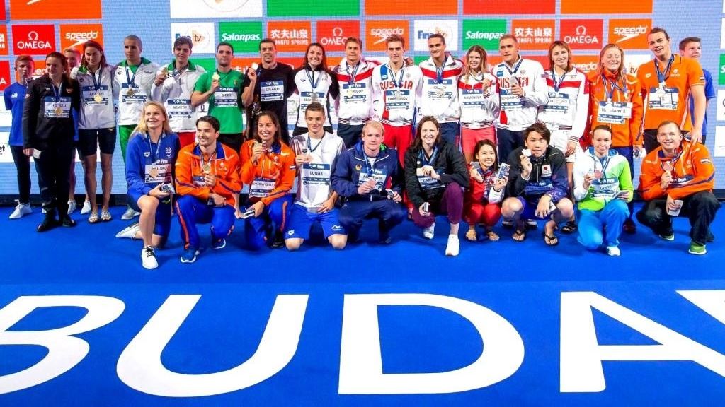 Пловцы ЦСКА завоевали 9 медалей на четвертом этапе Кубка мира FINA в Будапеште