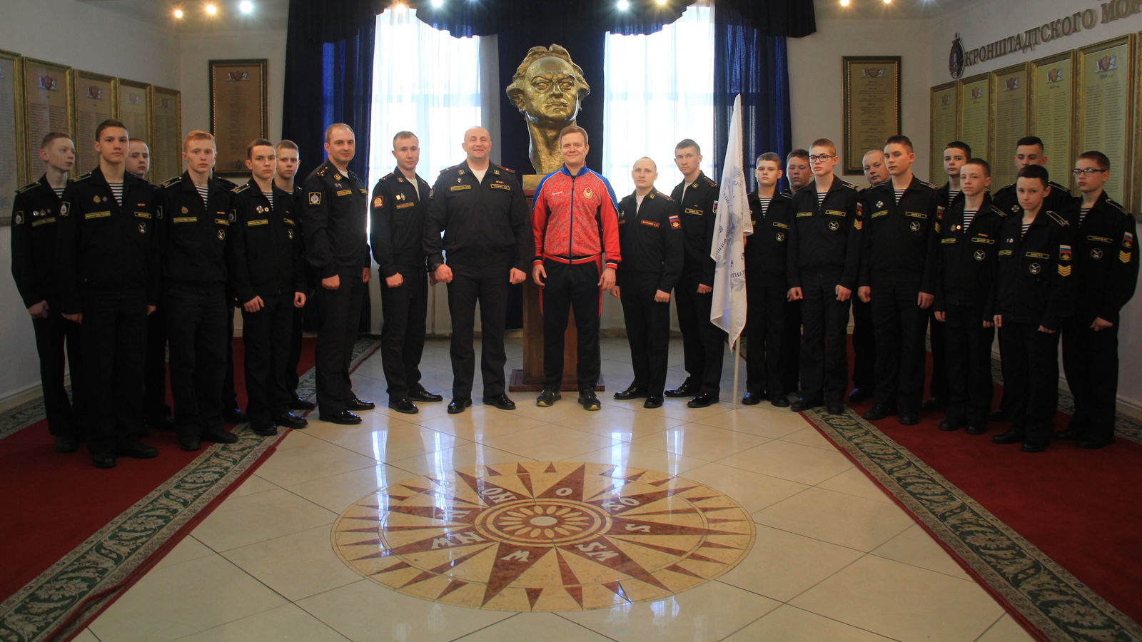 «Я очень жду что скоро с нами на соревнованиях будут выступать и конкурировать те кто еще недавно не знал о нашем прекрасном виде спорта» - армейский стрелок Кирилл Григорьян