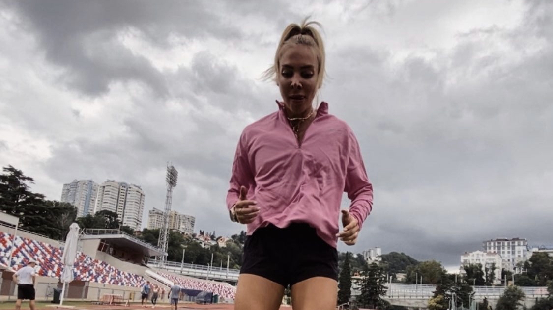 Армейская скелетонистка Елена Никитина приступила к тренировкам на втором сборе российской команды в Сочи