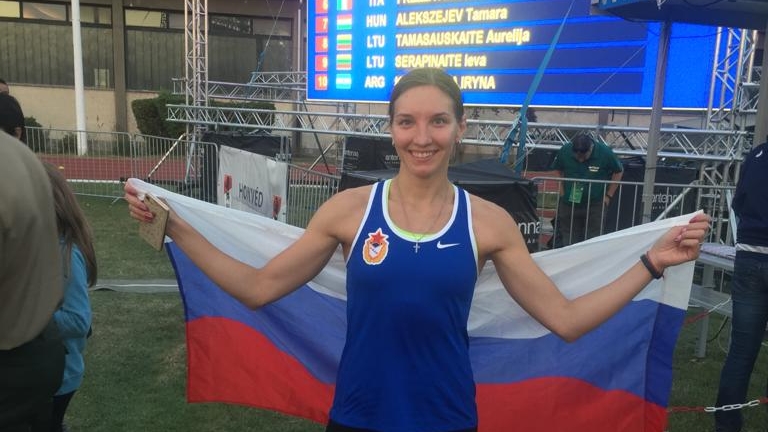 Спортсменка ЦСКА лейтенант Екатерина Хураськина - чемпионка мира CISM по современному пятиборью