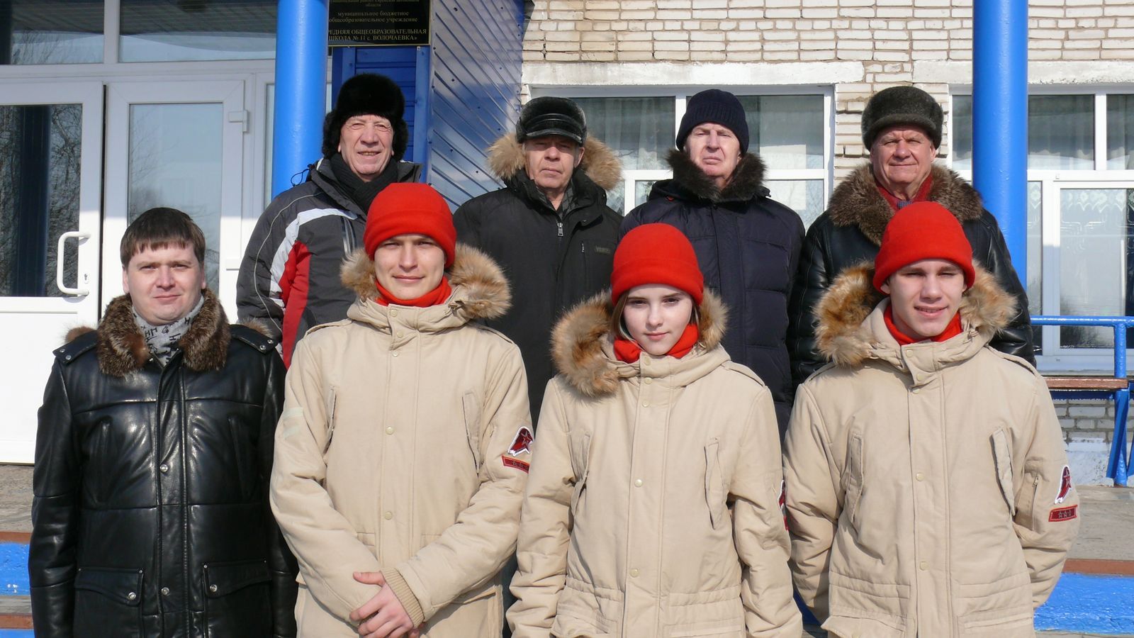 Воспитанники ЦСКА/Хабаровск передали частицу Вечного огня в школьный музей Волочаевки