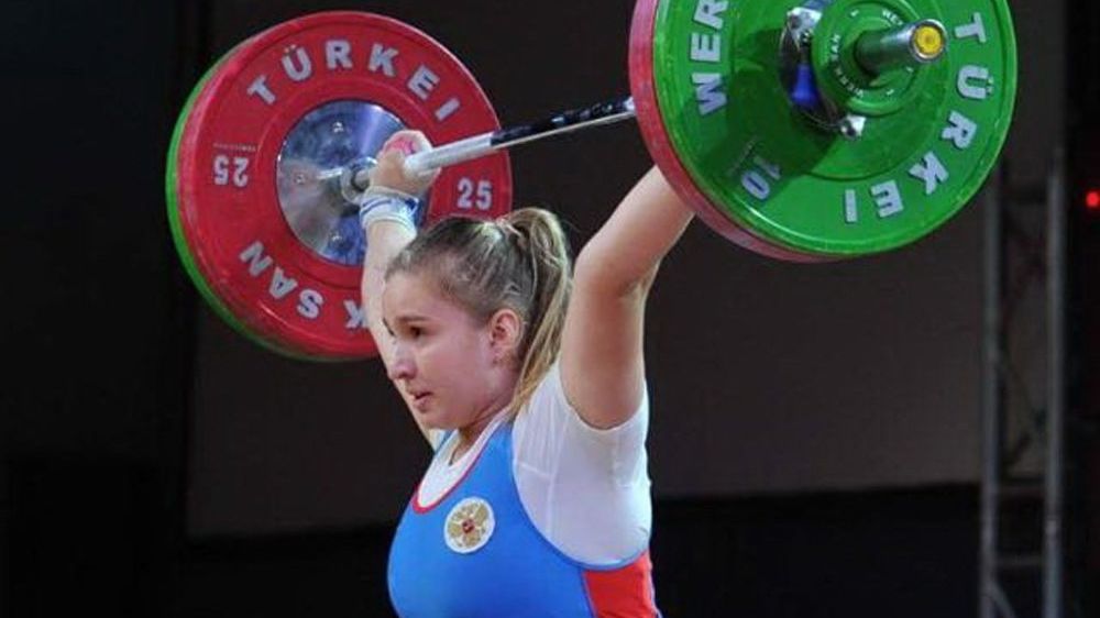 Тяжелоатлеты ЦСКА завоевали на чемпионате России в Грозном 18 золотых медалей и установили 36 рекордов России