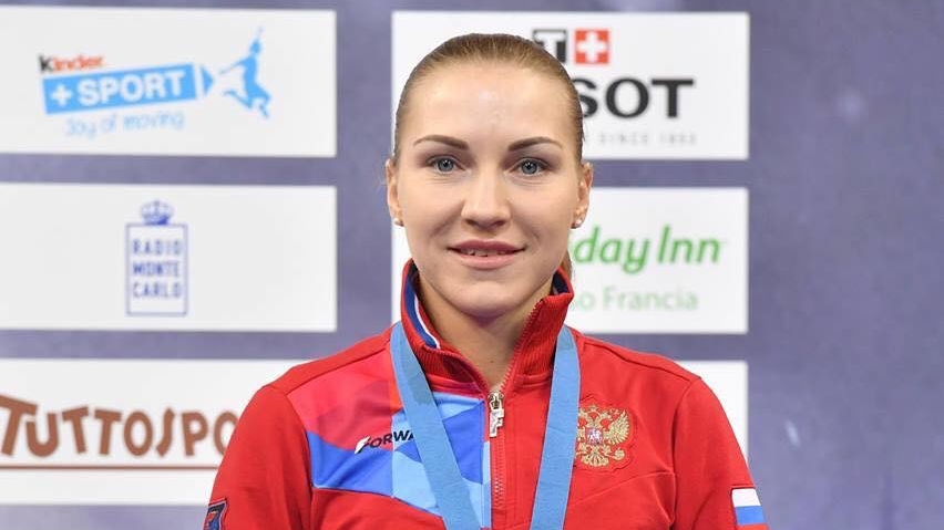 Армейская рапиристка Анастасия Иванова стала третьей на этапе серии Гран-при в Турине