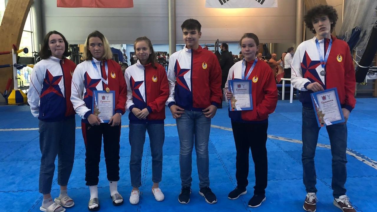 Воспитанники армейской школы из Санкт-Петербурга завоевали 6 медалей на Первенстве Санкт-Петербурга по тхэквондо