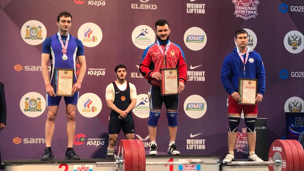 Армейские тяжелоатлеты завоевали 16 наград на старте чемпионата России