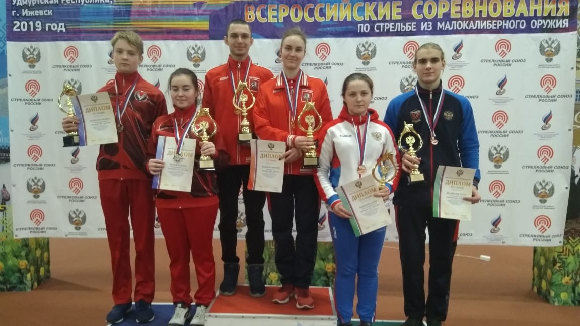 Спортсмены ЦСКА Григорий Шамаков и Алена Прокопец выиграли «золото» на Первенстве России по стрельбе