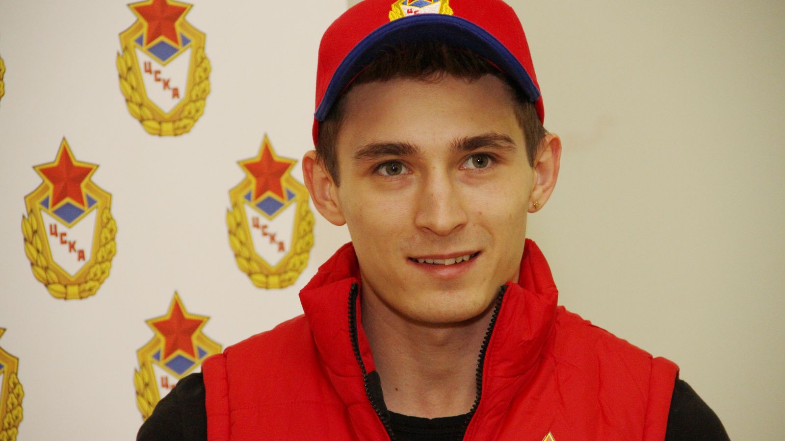 Три армейца поспорят за медали чемпионата и первенства Европы по спортивной гимнастике