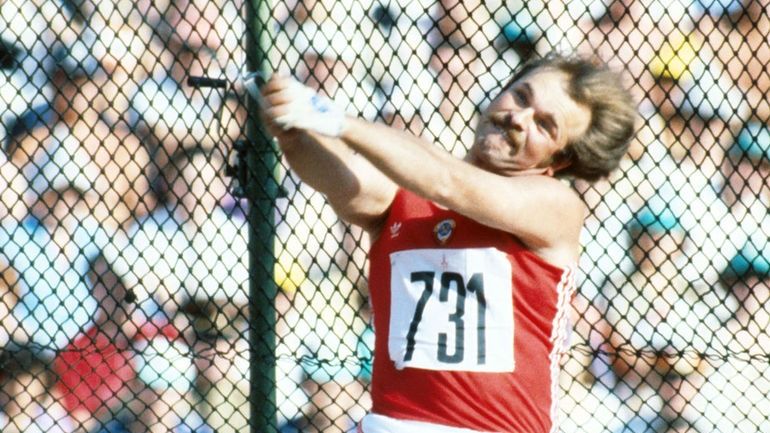 Юрий Седых о сбритой к ОИ-1980 бороде: «Еще на отборе выступал с бородой а на соревнованиях уже без»