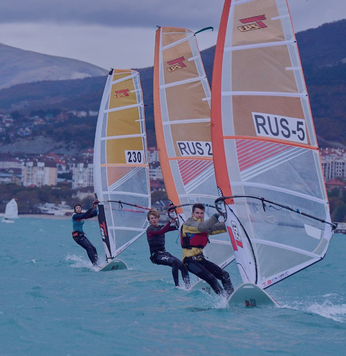 Парусный спорт