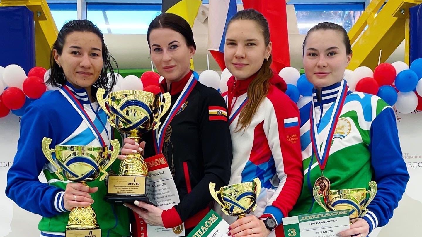 Армейская рапиристка Инна Дериглазова выиграла шестые кряду Всероссийские соревнования