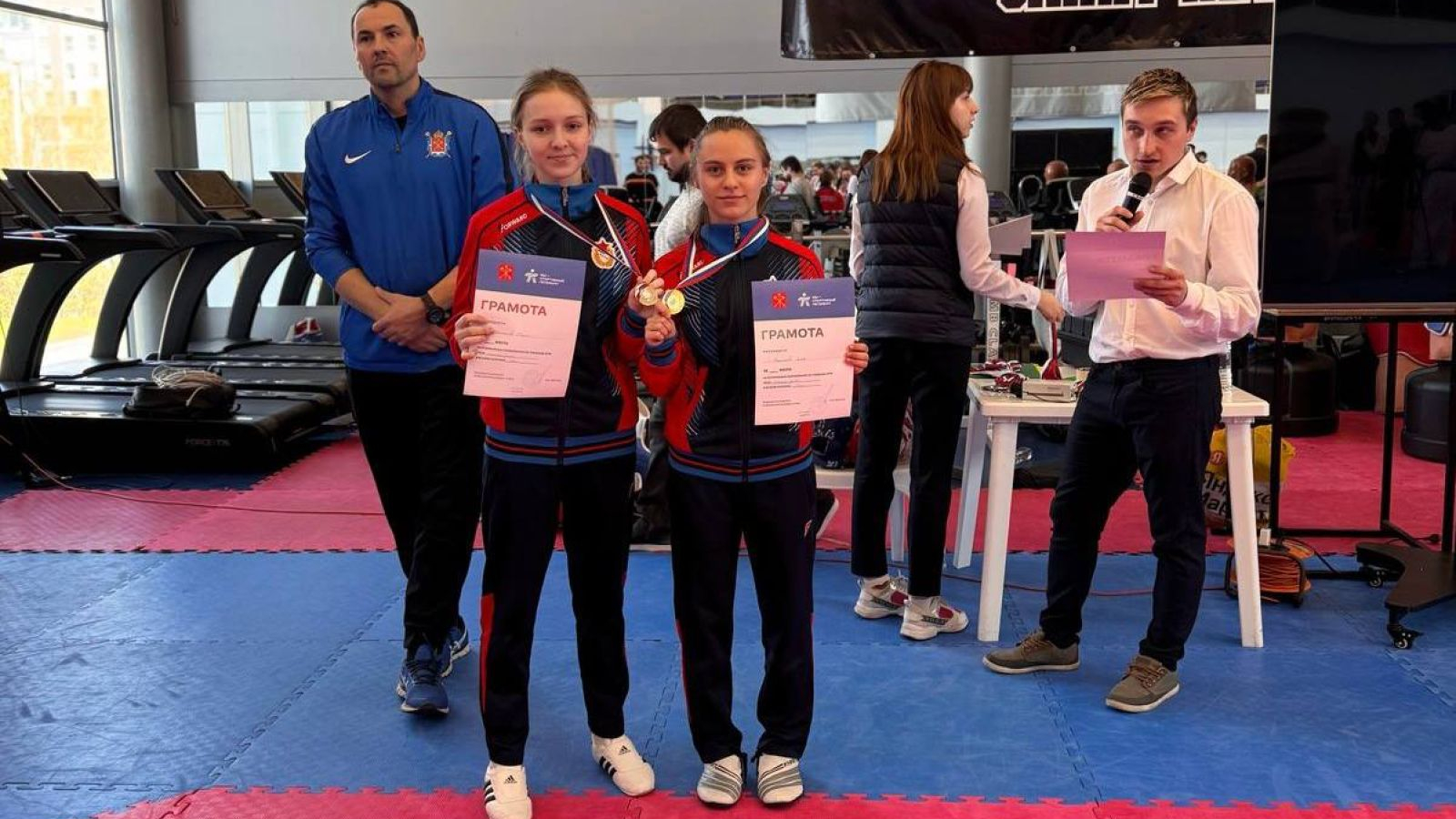 Воспитанницы отделения тхэквондо завоевали призовые места на региональных соревнованиях