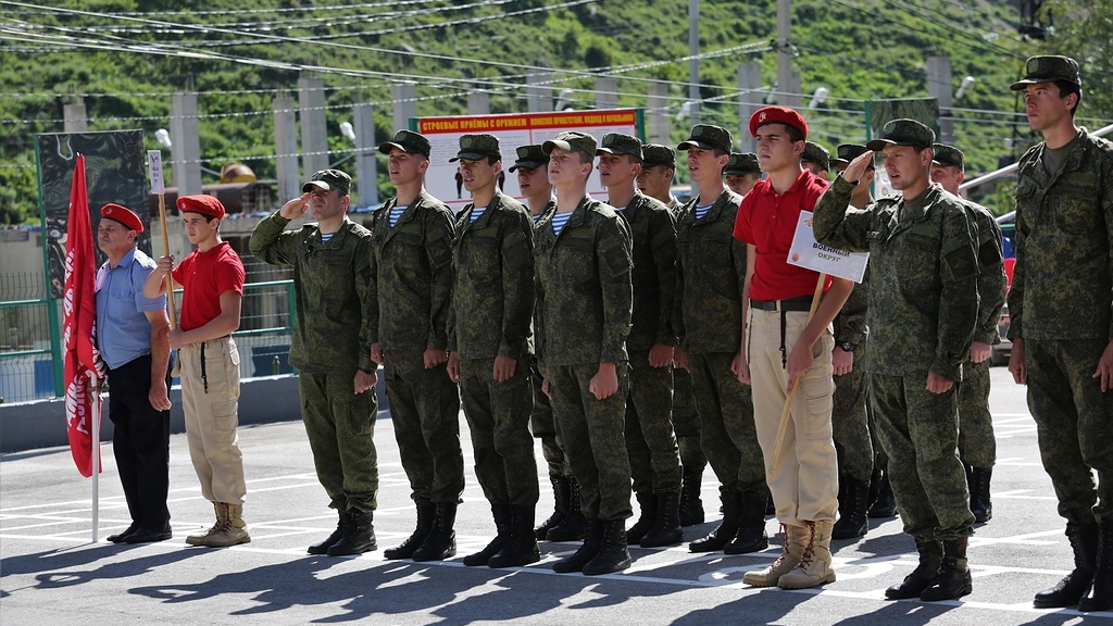 В Кабардино-Балкарии стартовало соревнование «Эльбрусское кольцо»