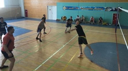 В СОК Океан Вилючинска состязались волейбольные дружины