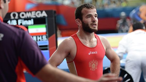 Спортсмен ЦСКА Джамал Отарсултанов выступит на чемпионате России по вольной борьбе в весовой категории до 65 кг