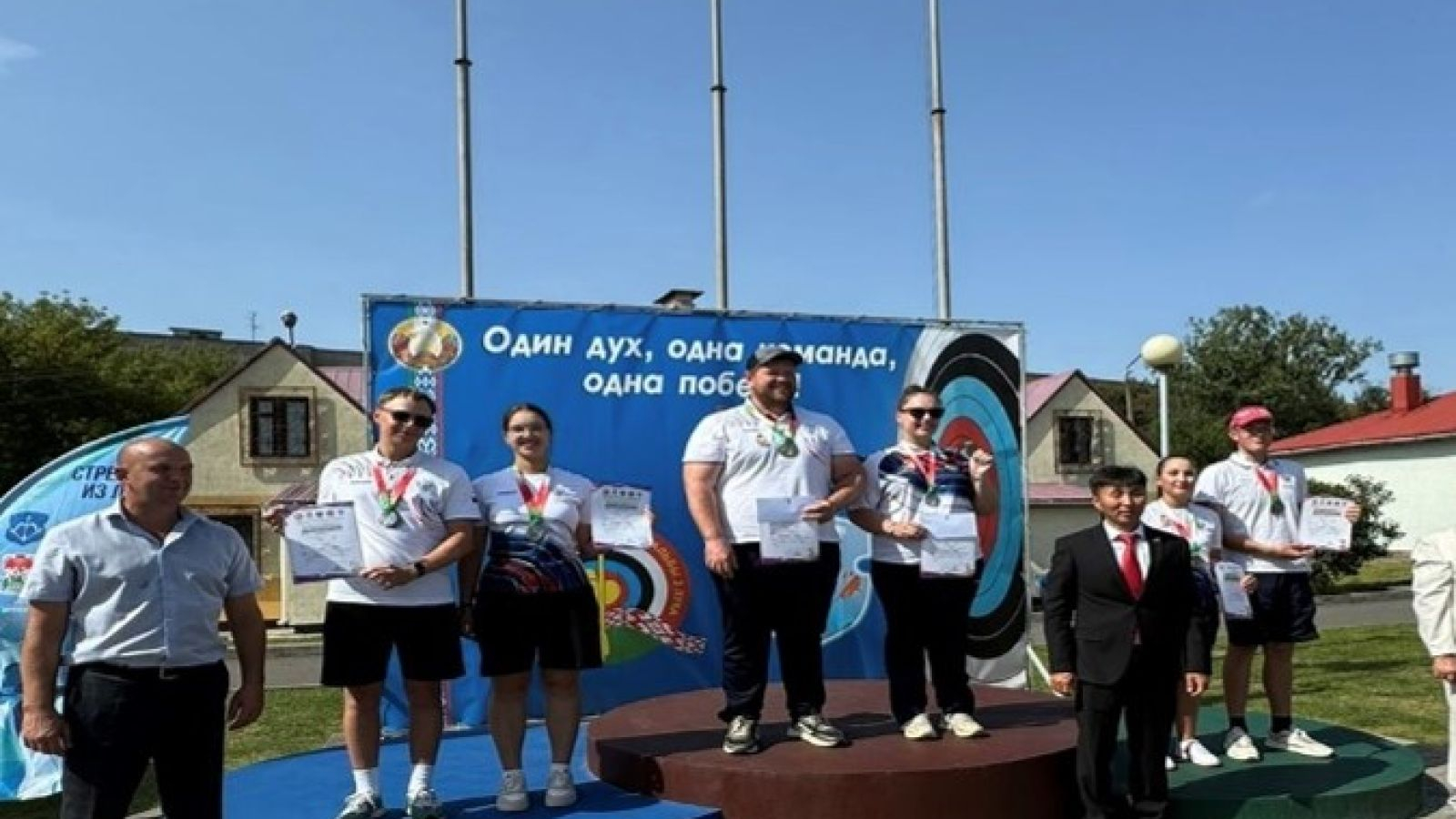 Спортсмены ЦСКА приняли участие в международных соревнованиях по стрельбе из лука в Бресте