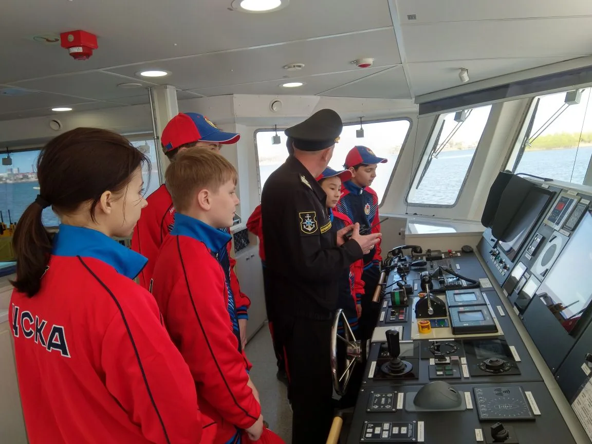 Спортсмены ЦСКА из Астрахани приняли участие в старте очередного этапа гидрографической экспедиции Каспийской флотилии