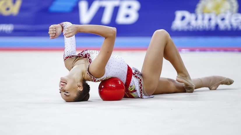 Армейская гимнастка Дина Аверина – чемпионка мира в личном многоборье Александра Солдатова - третья