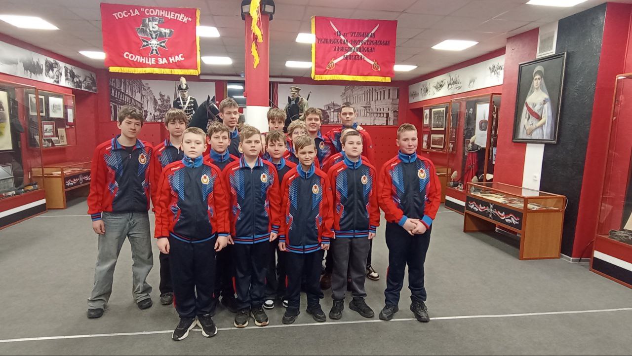 Ватерполисты московской спортшколы ЦСКА посетили самарский военно-исторический музей