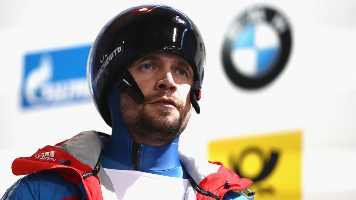 Армейский скелетонист Александр Третьяков стал серебряным призером Кубка России