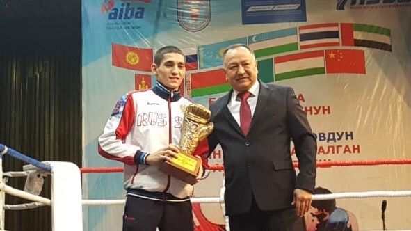 Рядовой спортроты ЦСКА/Самара Альберт Батыргазиев выиграл турнир по боксу памяти Шопокова в Кыргызстане