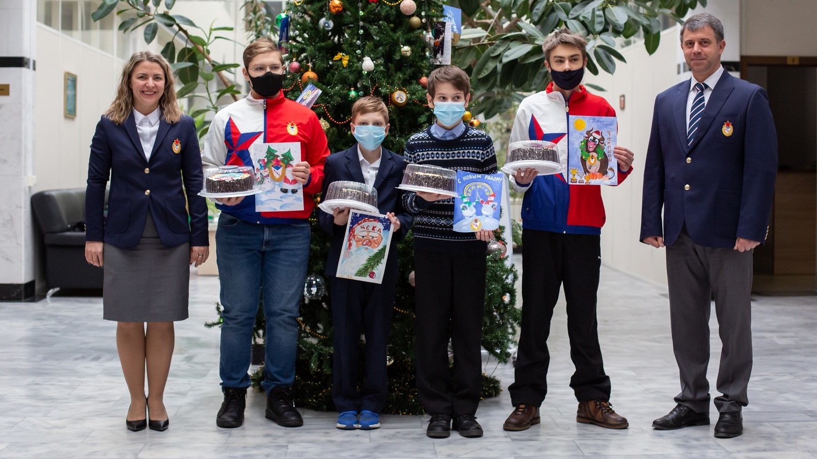 В самарском филиале ЦСКА наградили победителей новогоднего конкурса детского рисунка «ЦСКА-чемпион»