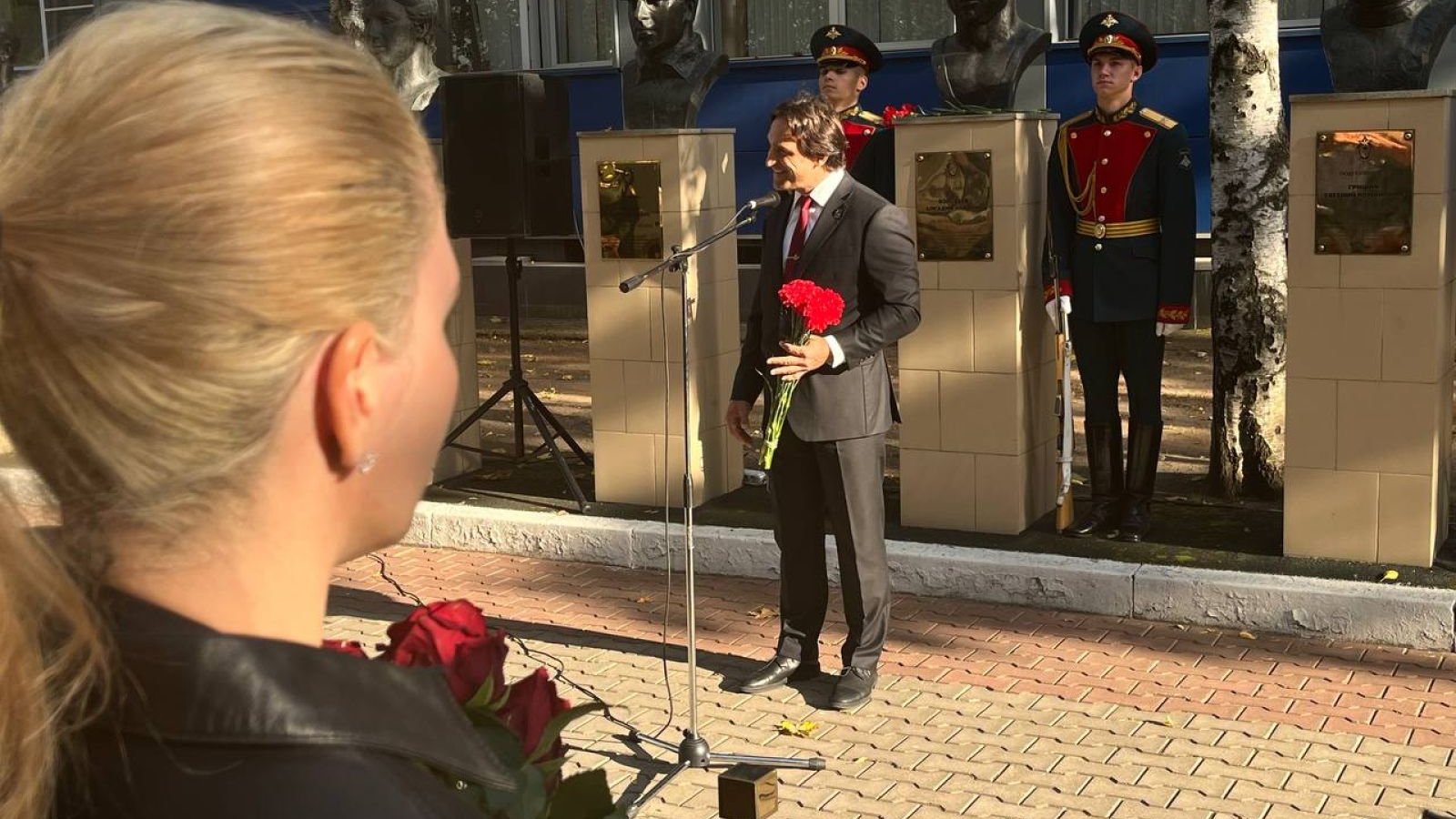 Почтили память великого тяжелоатлета