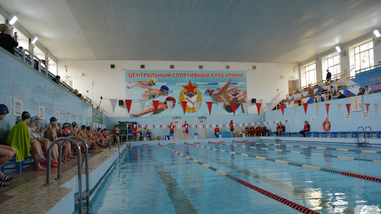 В Спортивном комплексе (плавательном) филиала ЦСКА/Хабаровск прошел этап фестиваля ГТО среди учащихся техникумов и колледжей